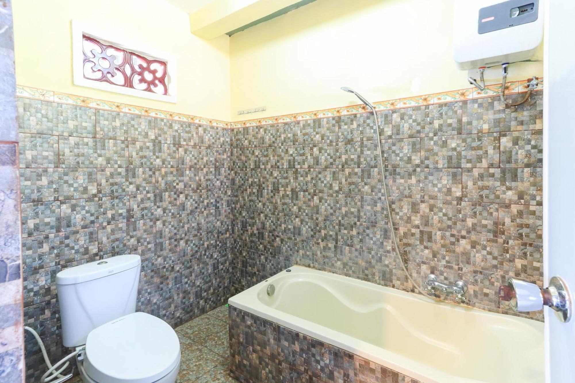 Hotel Tara Bar & Resto Air Sanih Kubutambahan  Szoba fotó