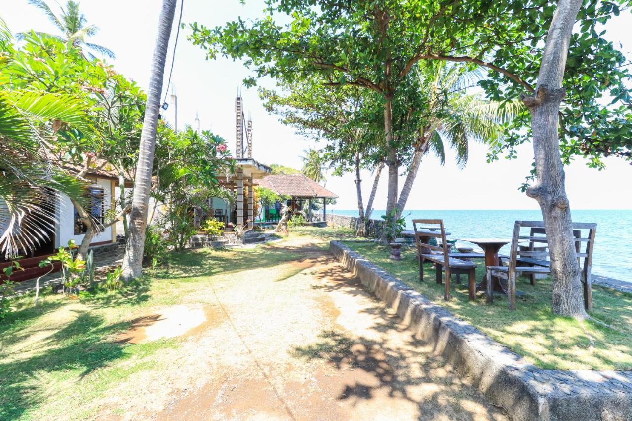 Hotel Tara Bar & Resto Air Sanih Kubutambahan  Kültér fotó